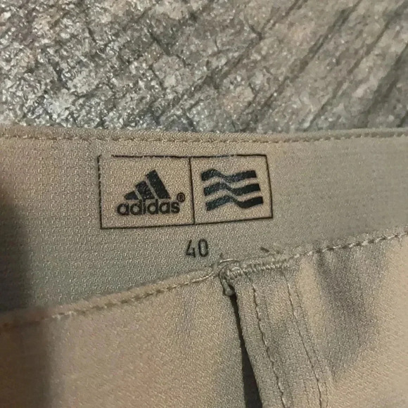 Adidas men’s 11” golf shorts, tan. Size 40 - Picture 3 of 11